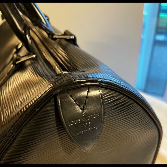 Louis Vuitton Speedy 35 (Black Epi Leather) - Great Condition - Picture 8 of 14